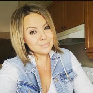 Meet your Posher, Kayla